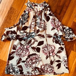Wanderlux Blouse